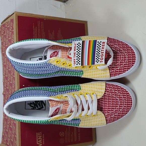 🏳️‍🌈VANS Sk8 Pride LGBTQ+ - Picture 3 of 11